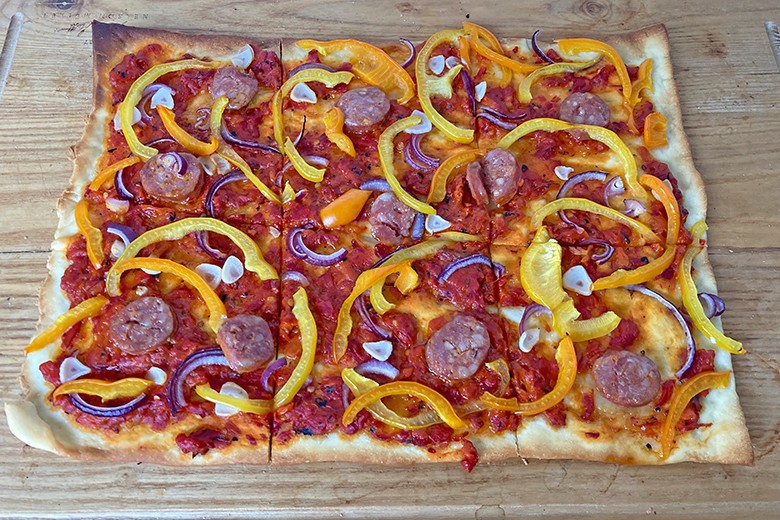 Flammkuchen auf Balkan-Art