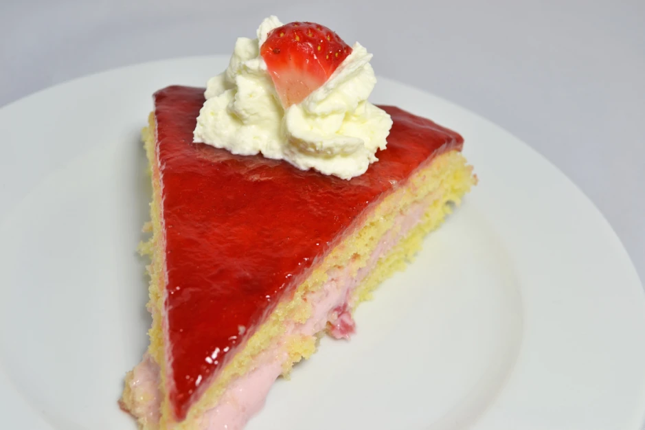 Erdbeer-Joghurt-Torte