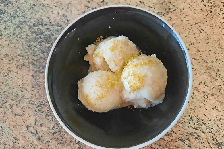 Zitronen Buttermilch Eis