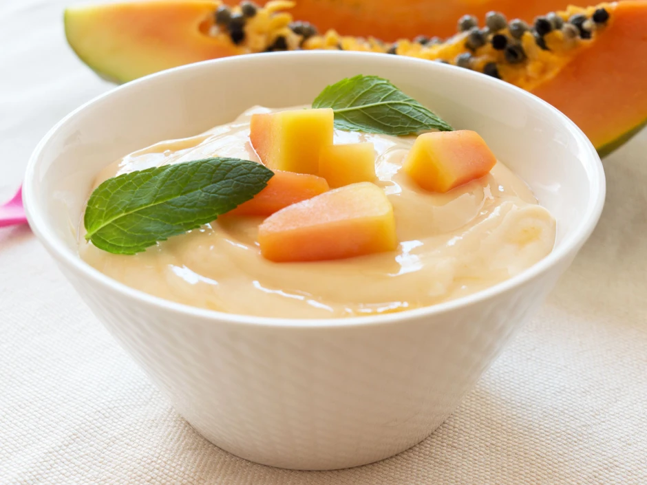 Limetten-Joghurt mit Papaya
