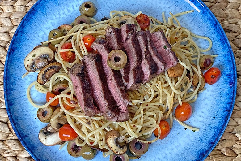 Spaghetti mit Rindslungenbraten