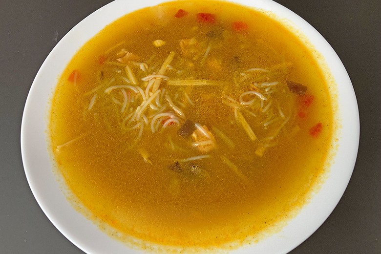 Currysuppe tailändischer Art