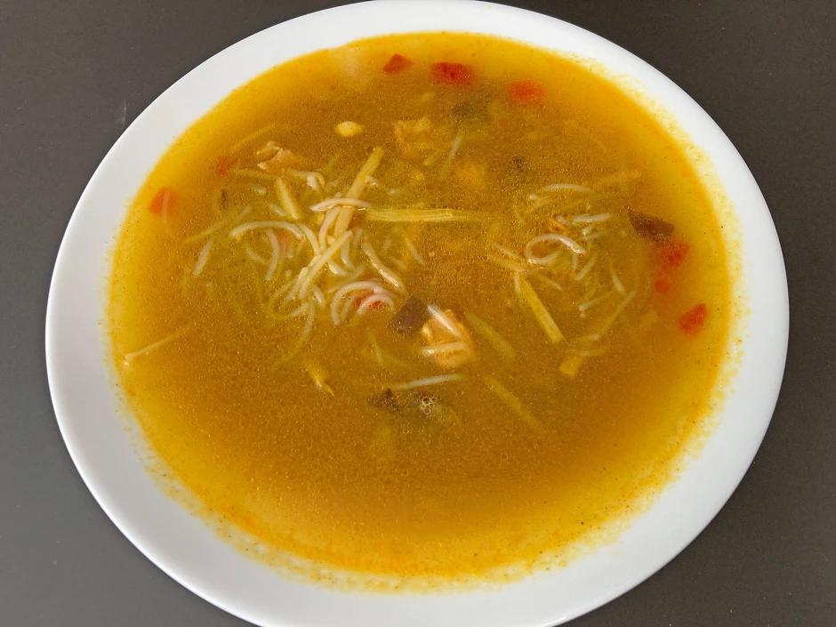 Currysuppe tailändischer Art
