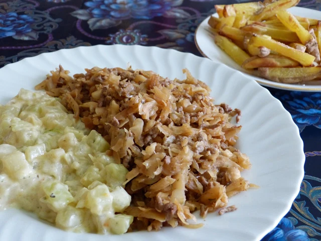 Faschiertes mit eingebranntem Kohlrabi