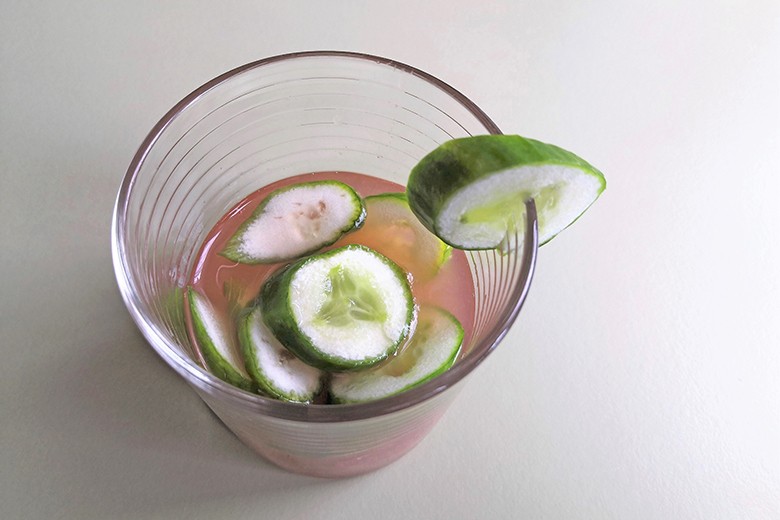 Gurken-Himbeerwasser