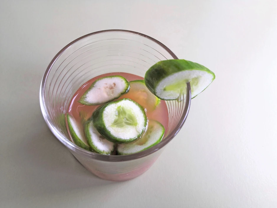 Gurken-Himbeerwasser