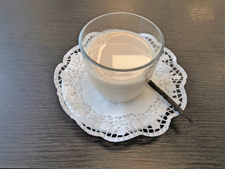 Kaffeemilch mit Vanille, vegan