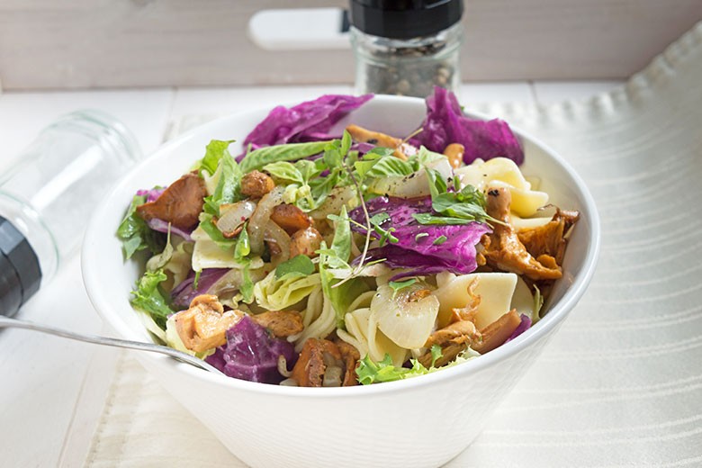 Nudelsalat mit Eierschwammerl