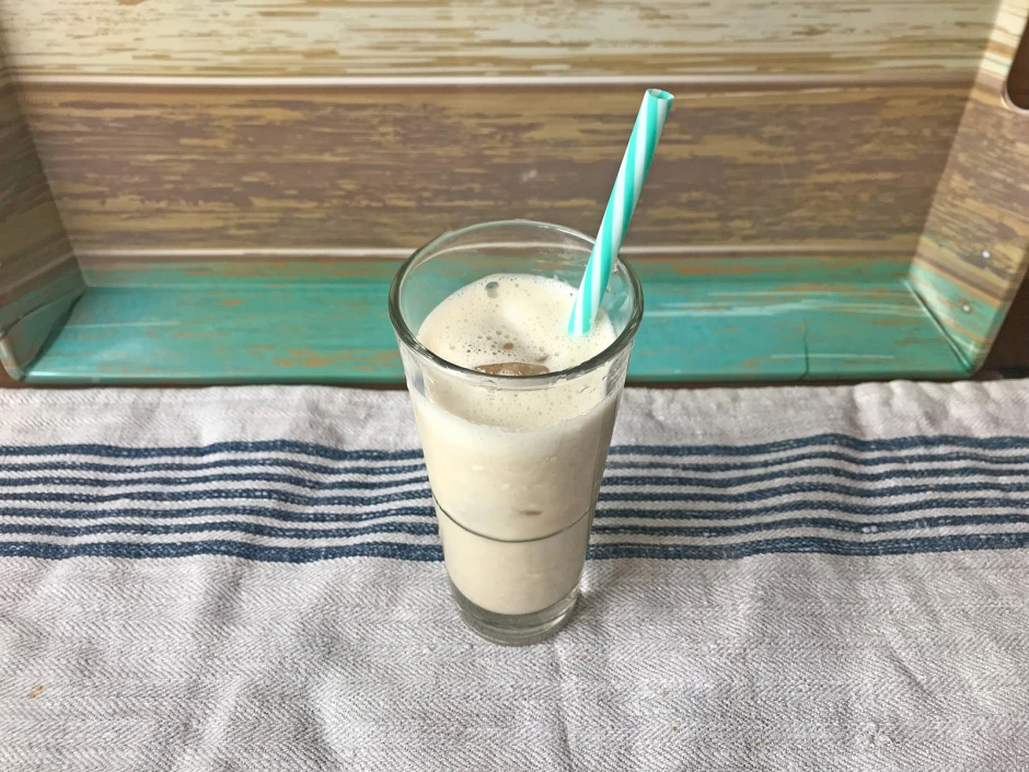 Veganes Bananen-Apfel-Shake