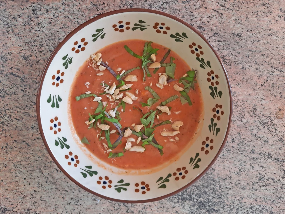 Kalte Tomaten-Süßkartoffel-Suppe