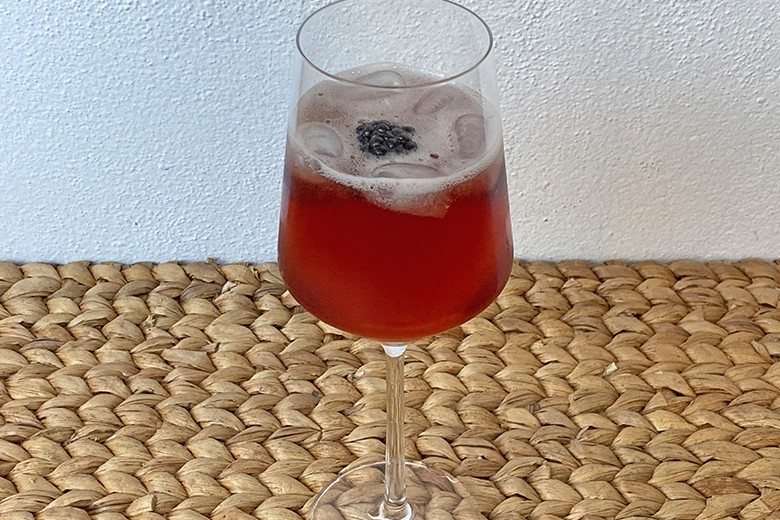 Brombeer-Sprizz