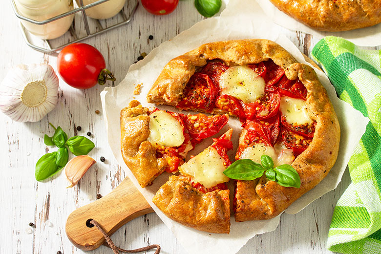 Französische Tomaten Galette mit Mozzarella