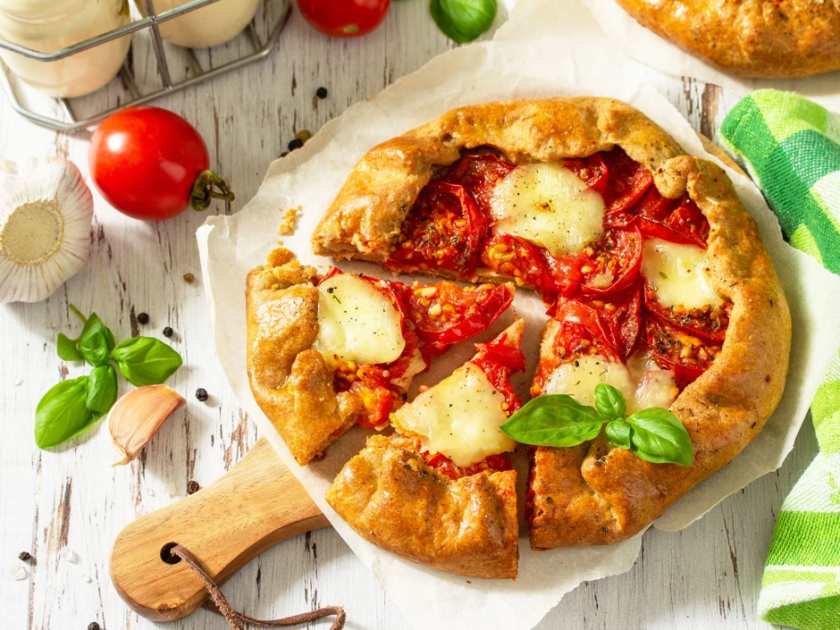 Französische Tomaten Galette mit Mozzarella