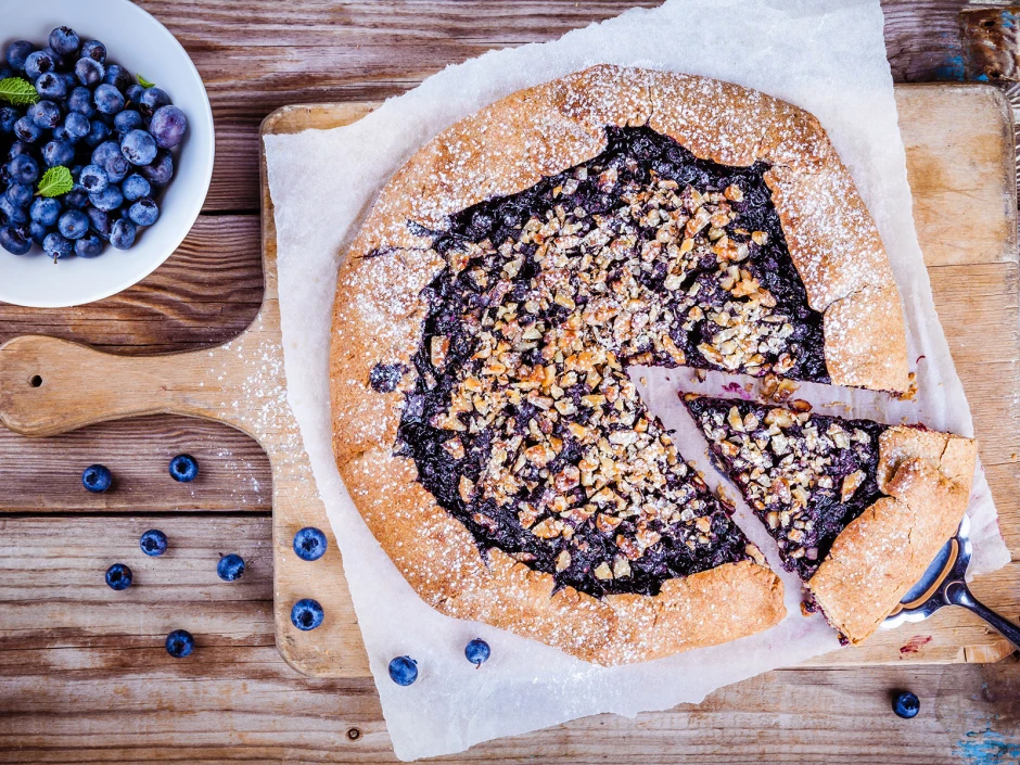 Heidelbeer Galette mit N&uuml;sse