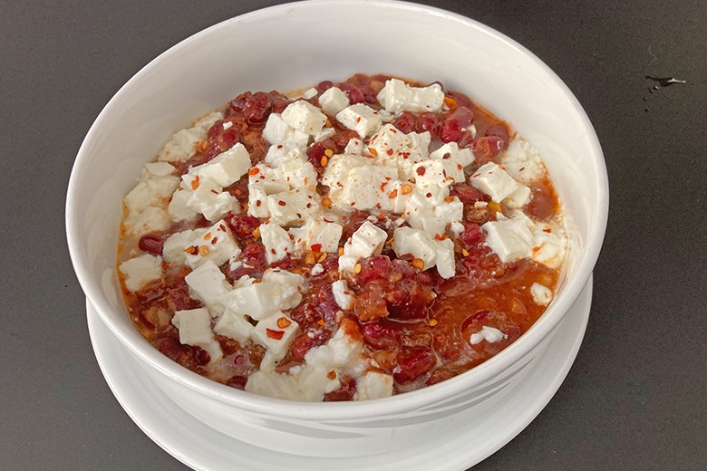 Kidneybohnen mit Schafskäse