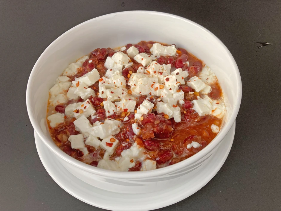 Kidneybohnen mit Schafskäse