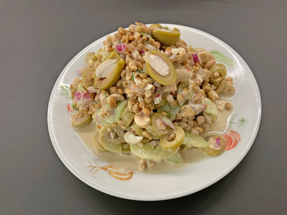 Oliven-Linsen-Salat