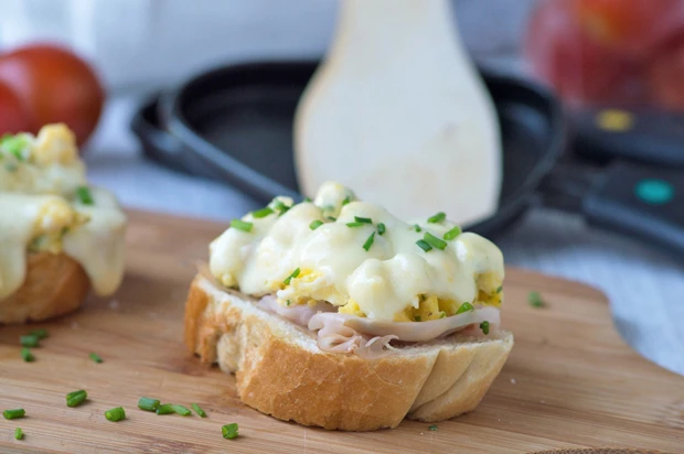Schinken-Eier Raclette
