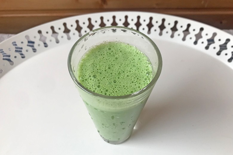 Würzige Spinat-Buttermilch