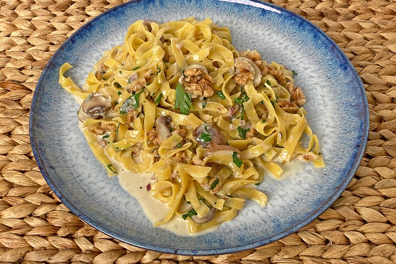 Tagliatelle in Gorgonzola-Champignon-Rahm