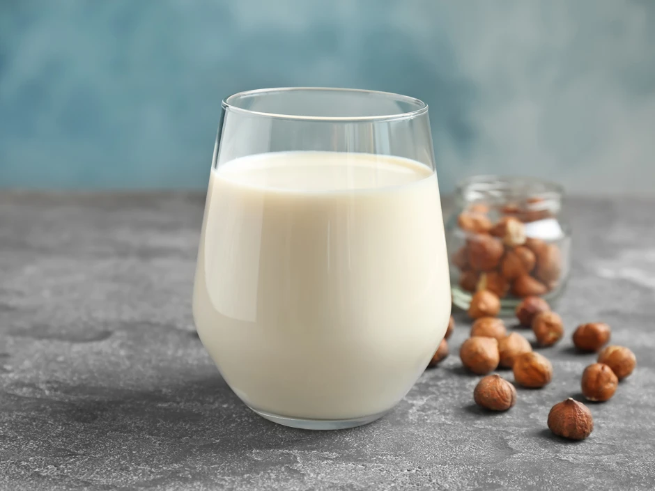 Haselnussmilch