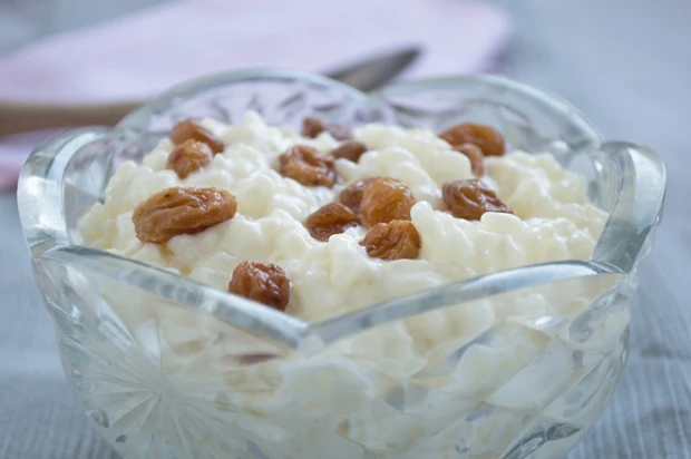 Rosinen auf Milchreis