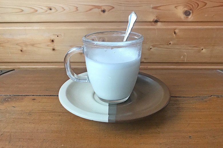 Heiße Mandelmilch