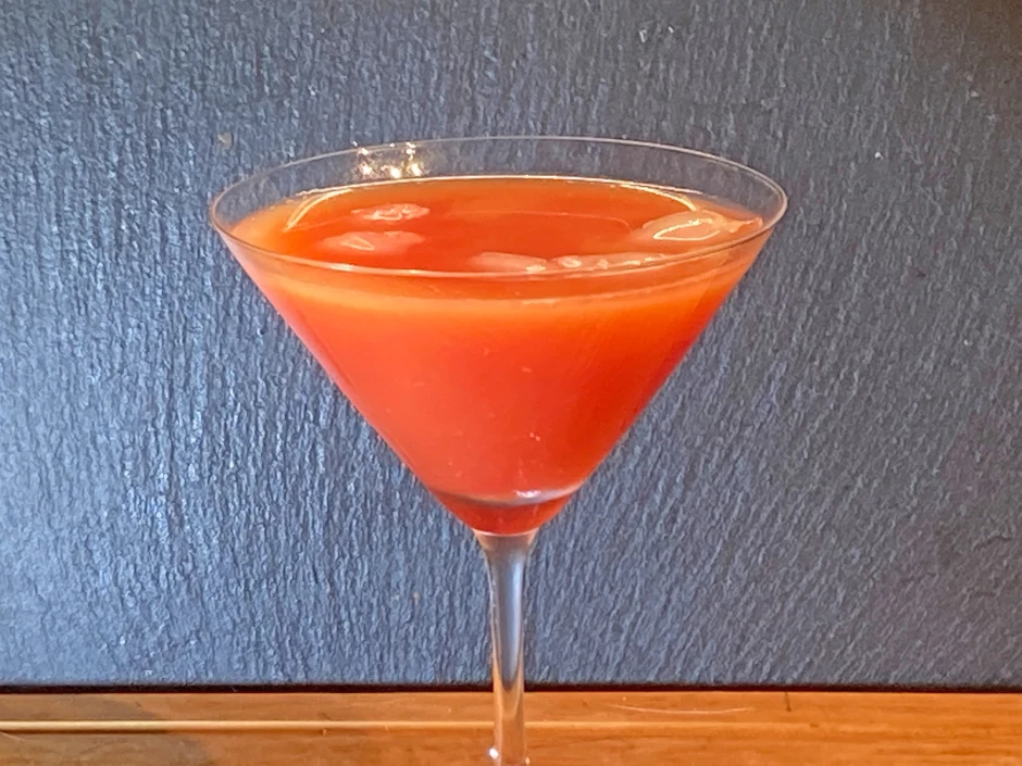 Blutorangen-Grappa-Cocktail