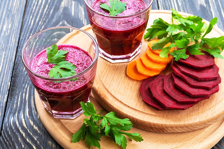 Rote Rüben-Karotten Shake