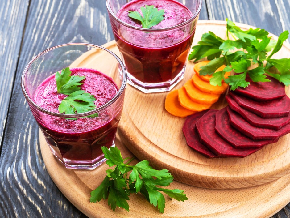 Rote Rüben-Karotten Shake