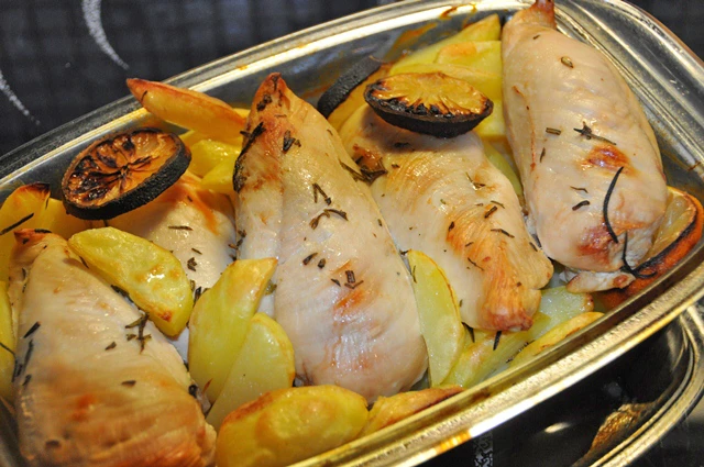 Rosmarinh&auml;hnchen mit Kartoffeln