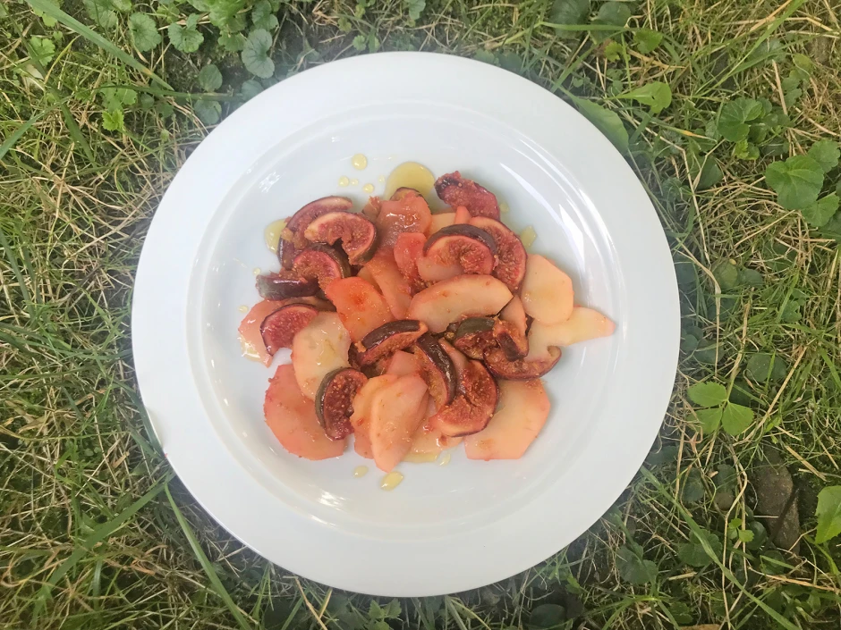 Warmer Apfel-Feigen-Salat