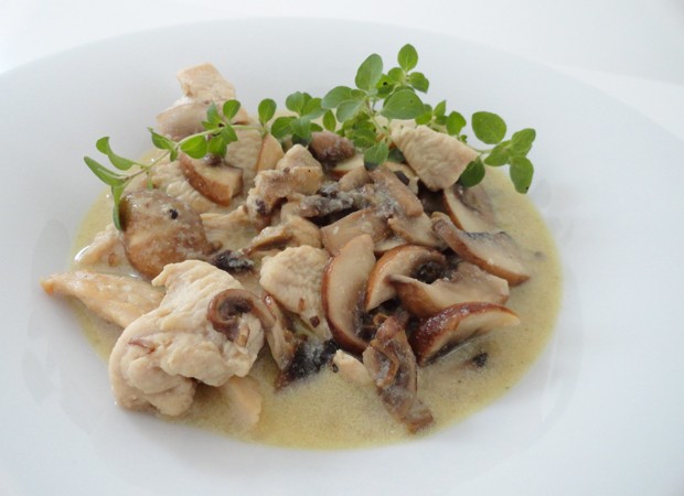 Hühner-Geschnetzeltes mit Champignons