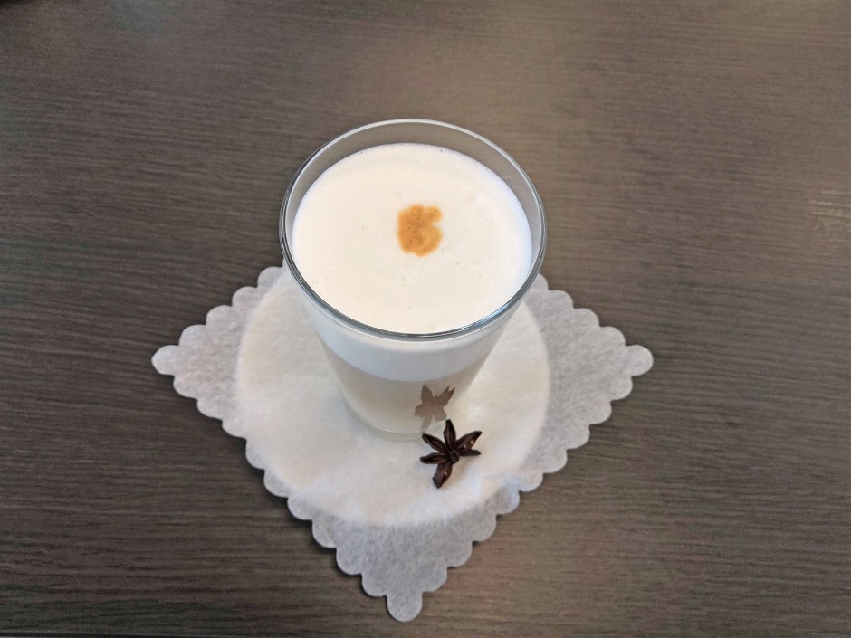Anis-Latte, vegan
