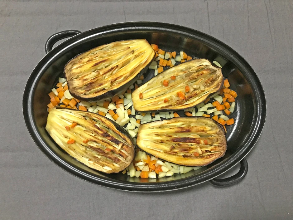 Melanzani mit Knoblauch und Oliven&ouml;l