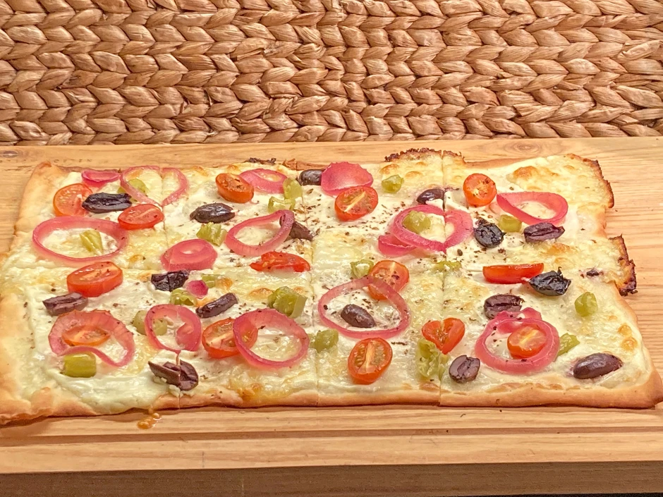 Flammkuchen mediterran