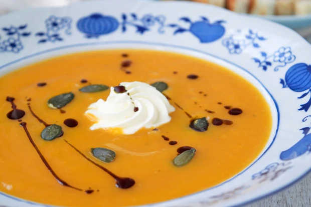 K&uuml;rbiscremesuppe