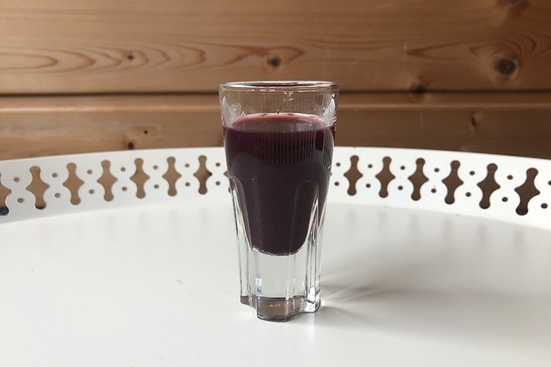 Kaffeeshot mit Aronia