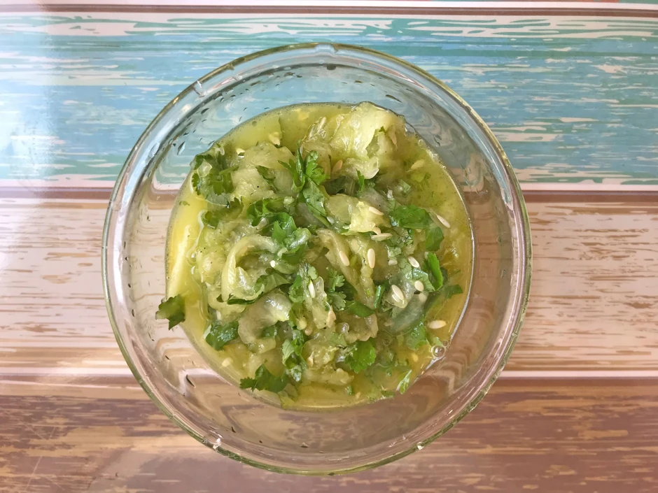 Gurkensalat mit Koriander