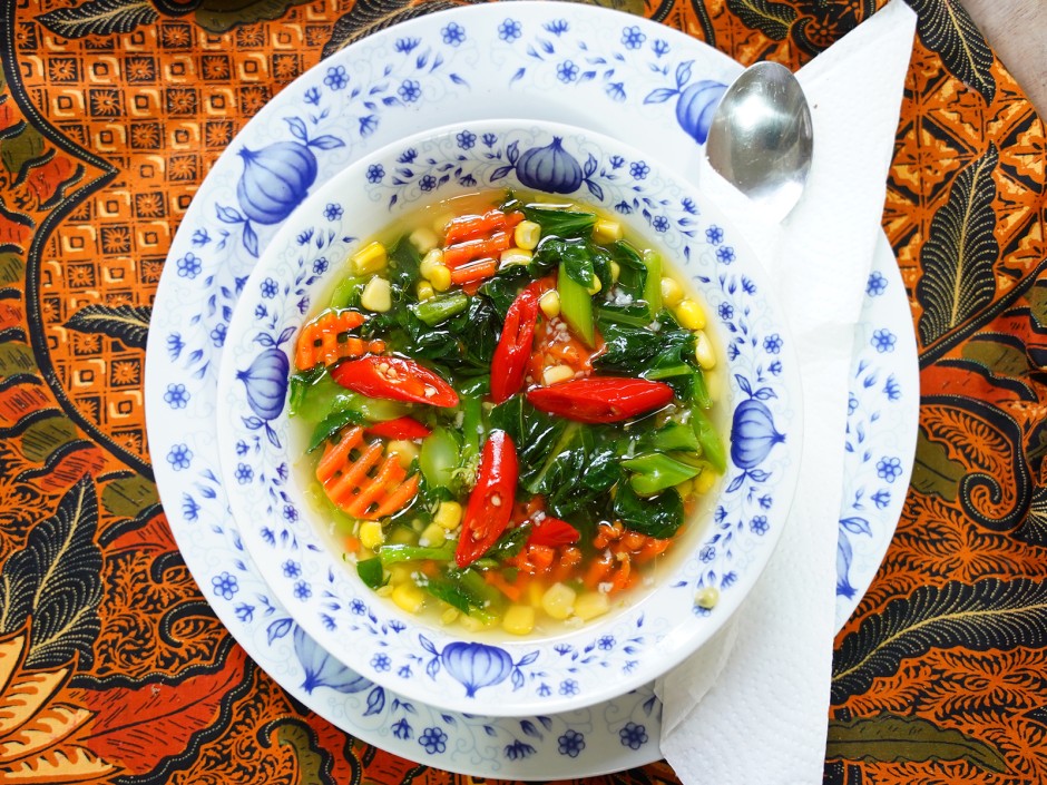 Kailansuppe mit Mais