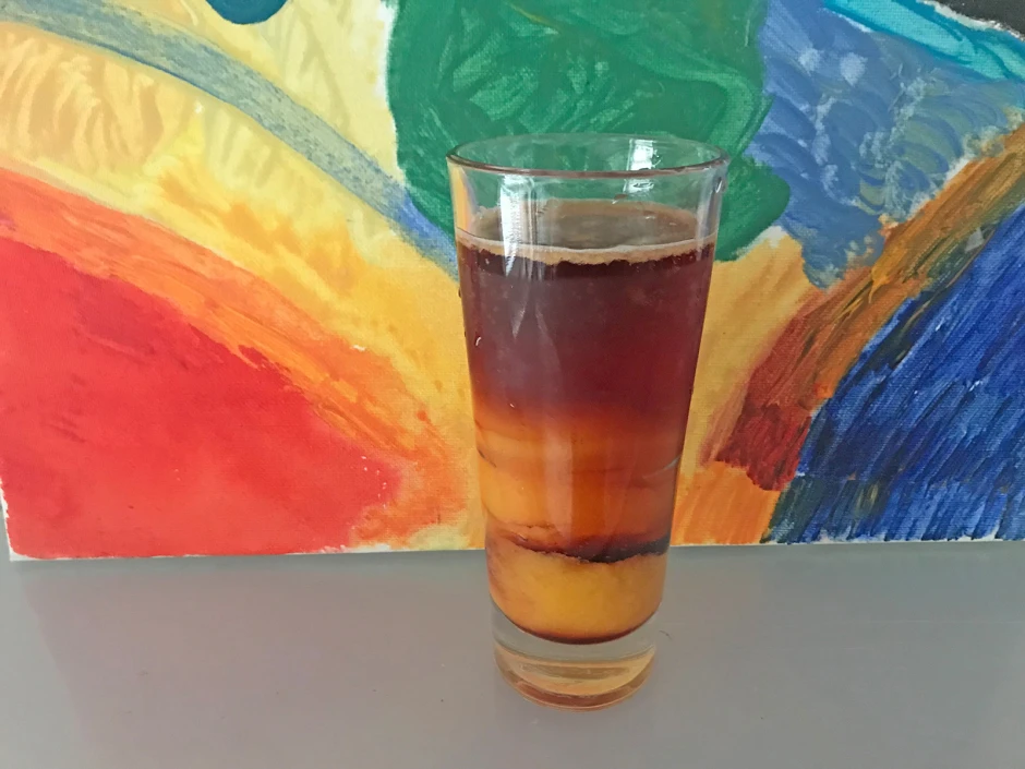 Kaki-Himbeer-Spritz