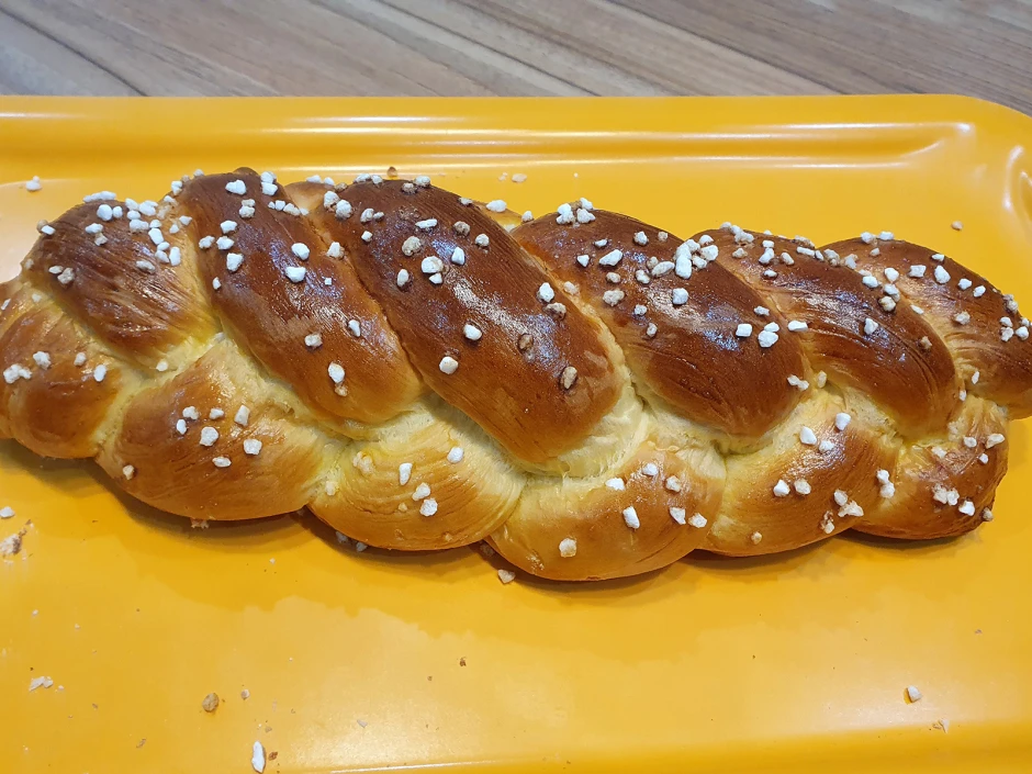 Omas Weihnachtstopfen Striezel