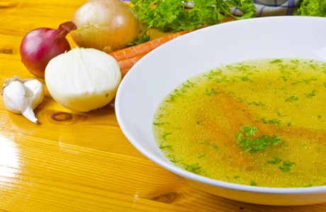 Fleischsuppe / Fleischbrühe