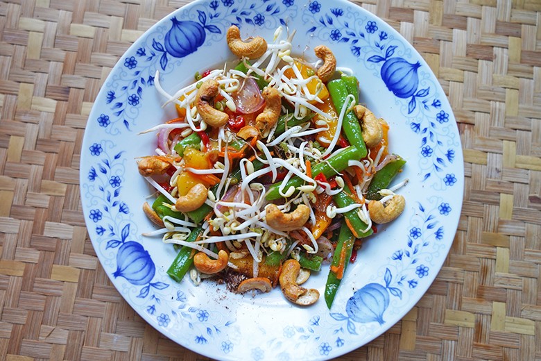 Bohnensalat mit Mango und Cashewnüssen