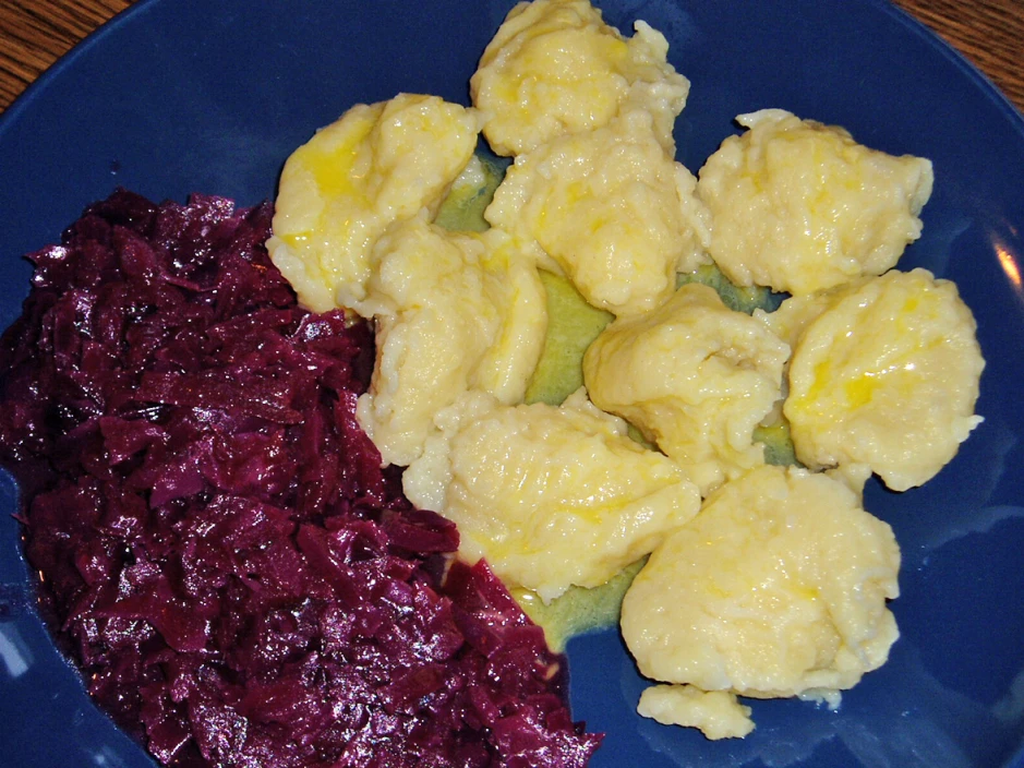 Nockerl mit Rotkraut