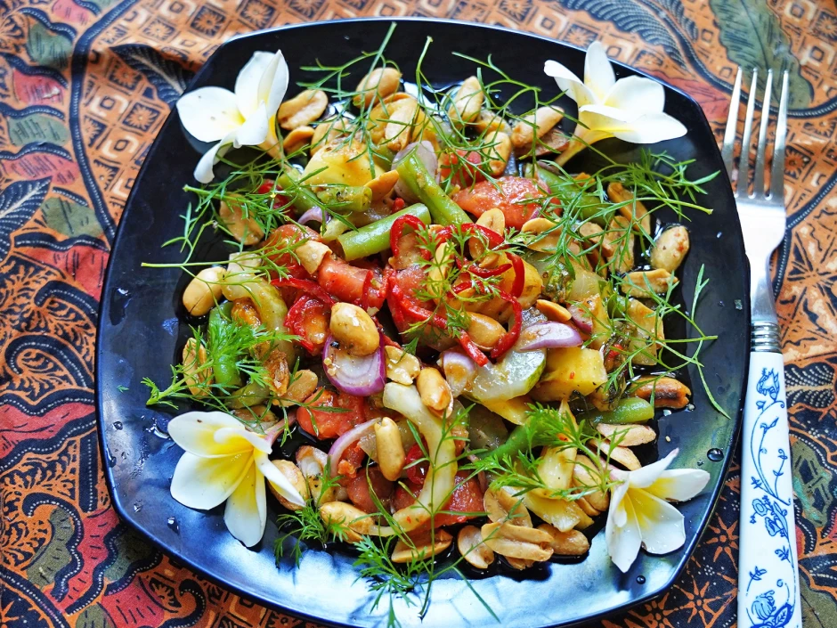 Gemischter Bohnensalat auf thailändische Art