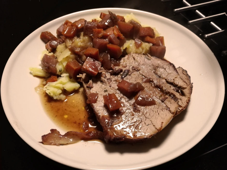 Rindfleisch in Rotwein