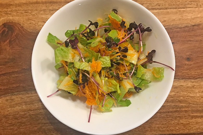 Würziger gemischter Salat