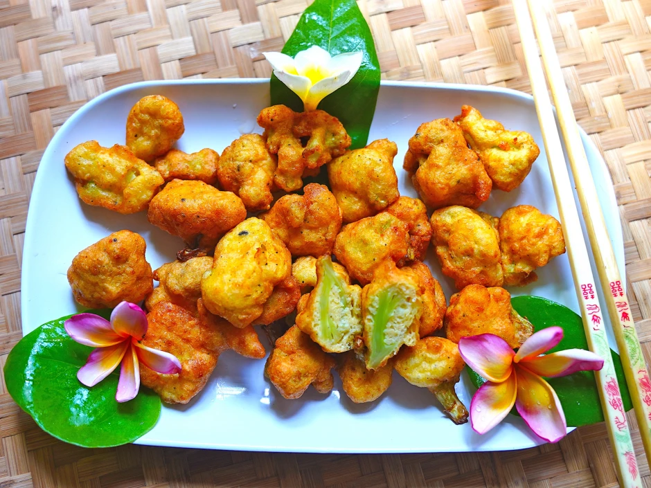 Karfiol mit Käse-Sesam-Panade