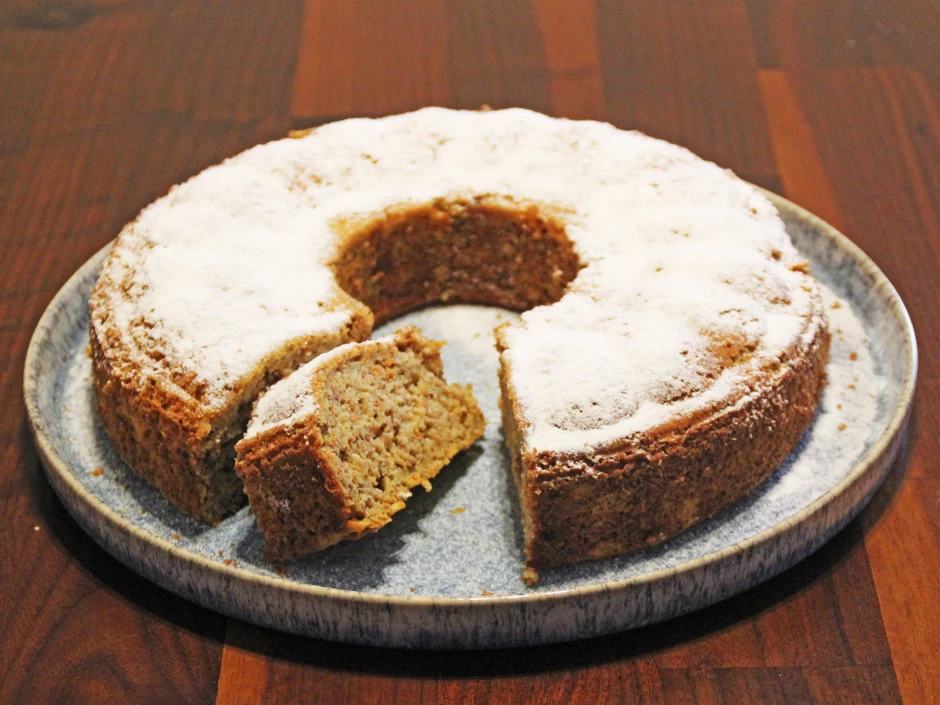 Karotten-Apfel-Kuchen